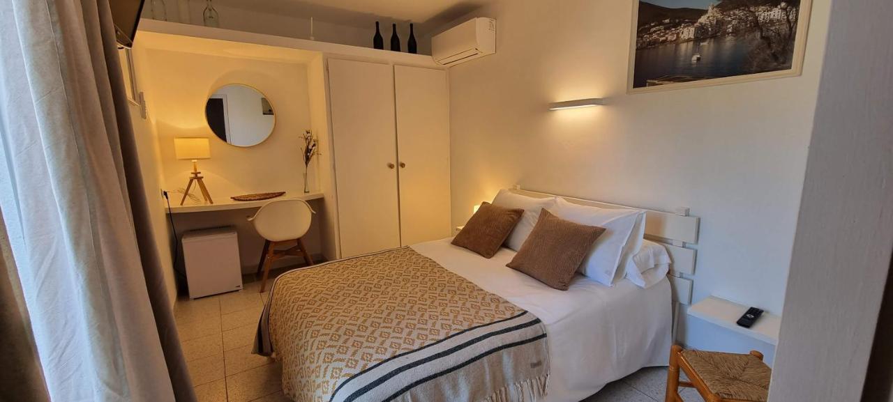 S'aguarda Hotel Cadaques